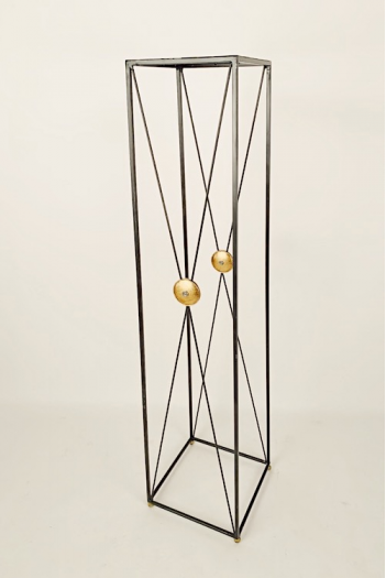 Pedestal Vervet