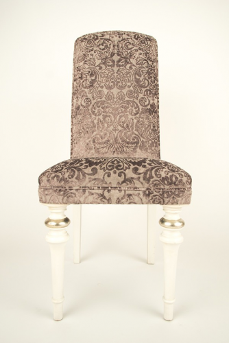 Silla tapizada respaldo alto
