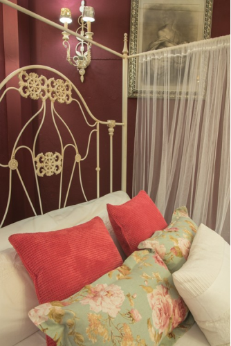 Cama Dosel 150 Punta de Lanza