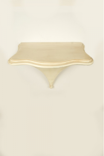 Consola Aurelia